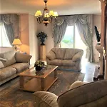 Riyadh House Apartamento Marbella