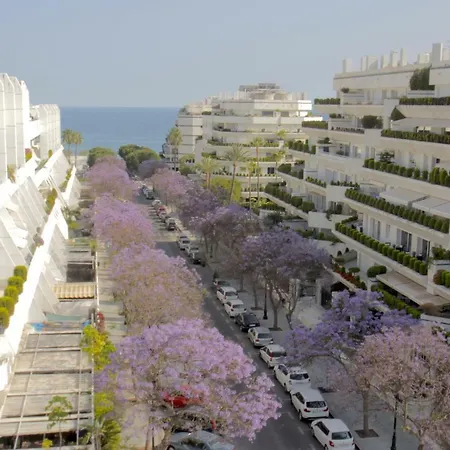 Riyadh House Apartamento Marbella