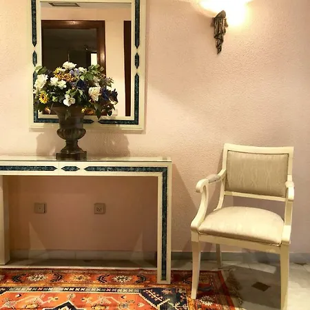 Riyadh House * 马尔韦利亚