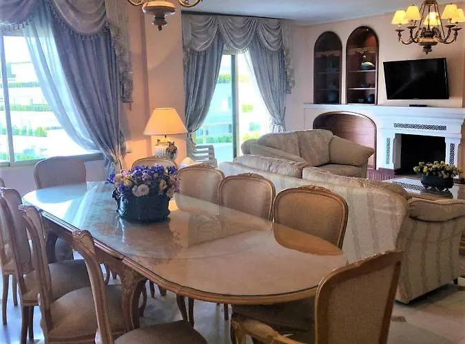 Riyadh House Apartamento Marbella