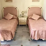 Riyadh House Apartamento Marbella
